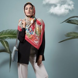 روسری گوچی گلدار