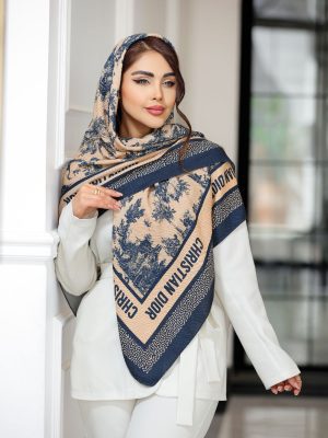 روسری پلیسه