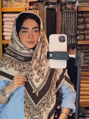 روسری پلیسه