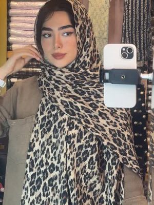 شال پلیسه پلنگی