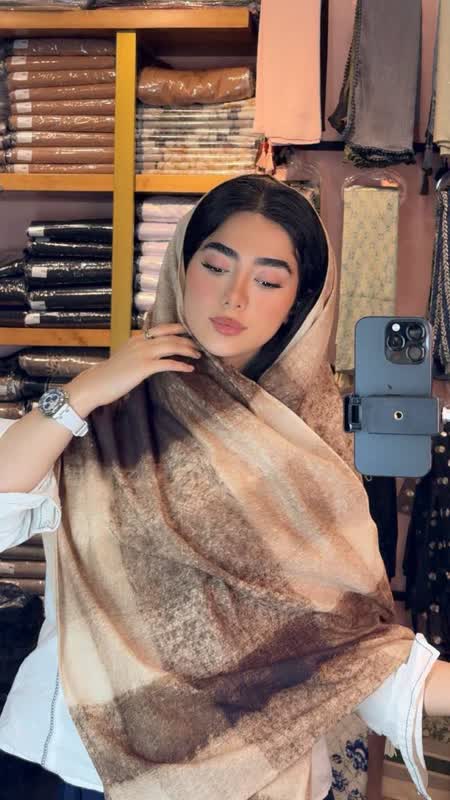d9ebcfe7-7473-4f60-9190-664498d42172 شال چاپی جیر