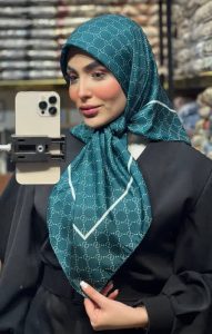 روسری سیا اسکارف