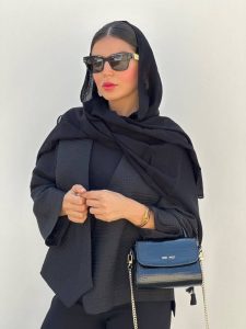 شال مشکی نخی