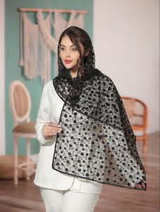 شال نخی مشکی